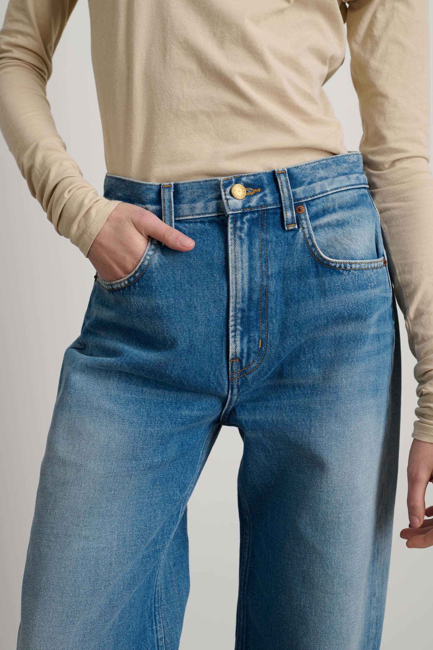 Leroy Mid Relaxed Bow Hyde Wash