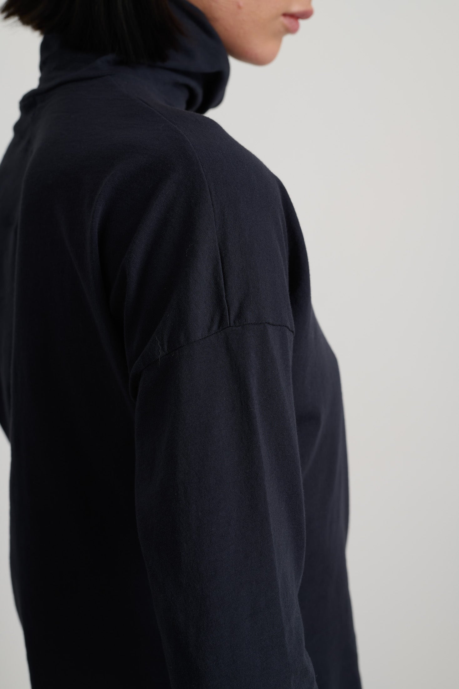 B Sides Turtleneck Marine