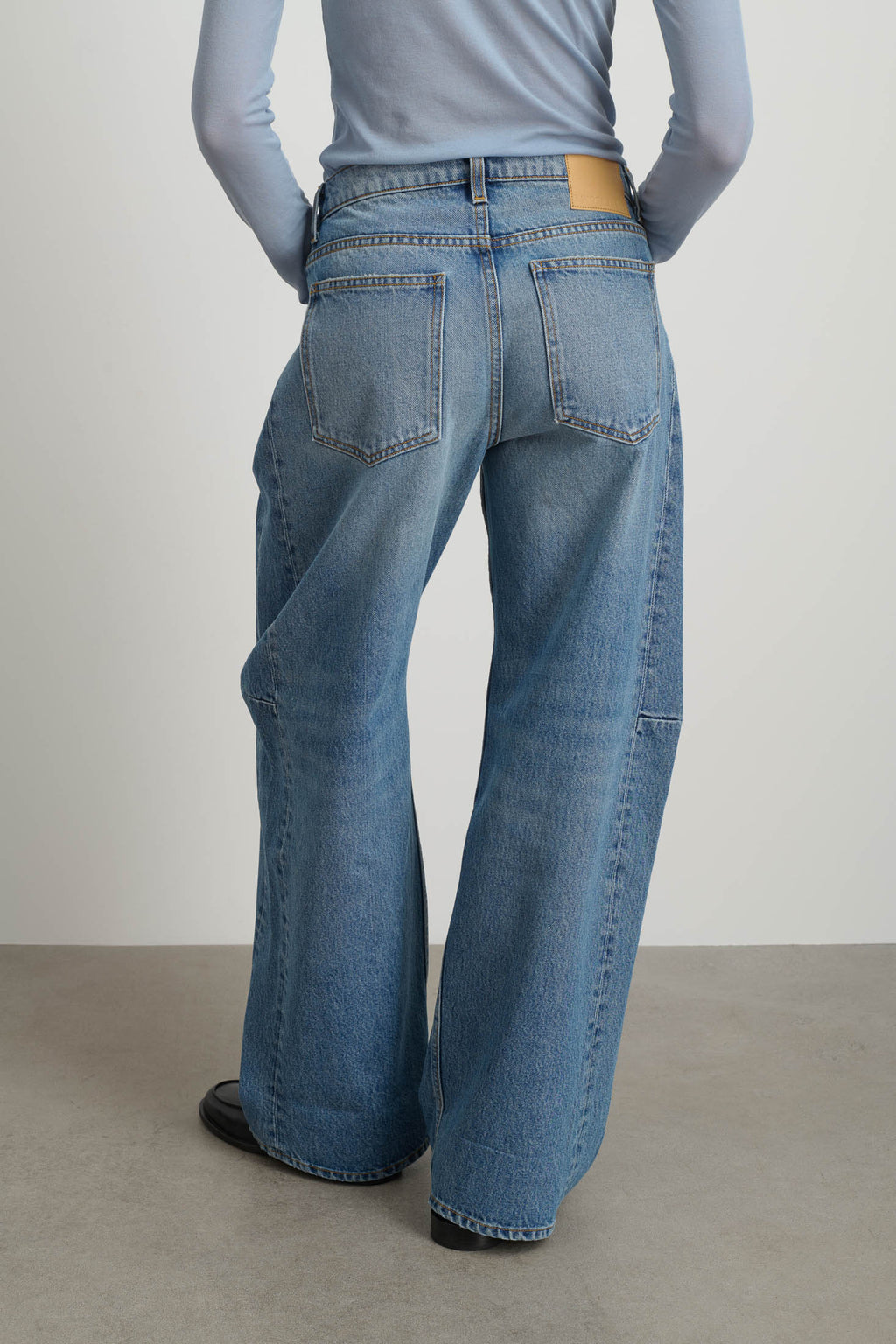 Relaxed Cuffed Lasso Jean Jane Wash