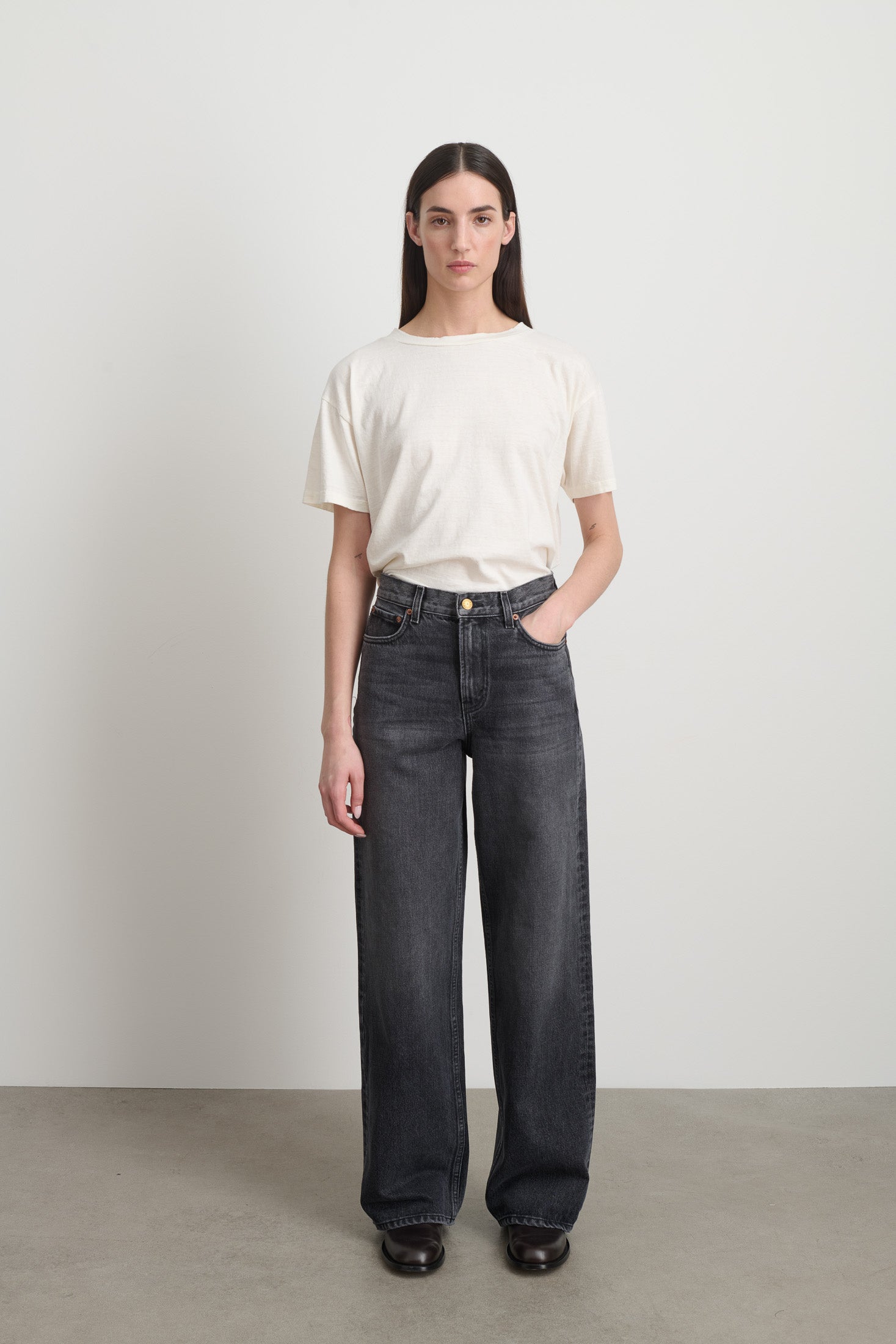 Elissa Jean Long Stil Black