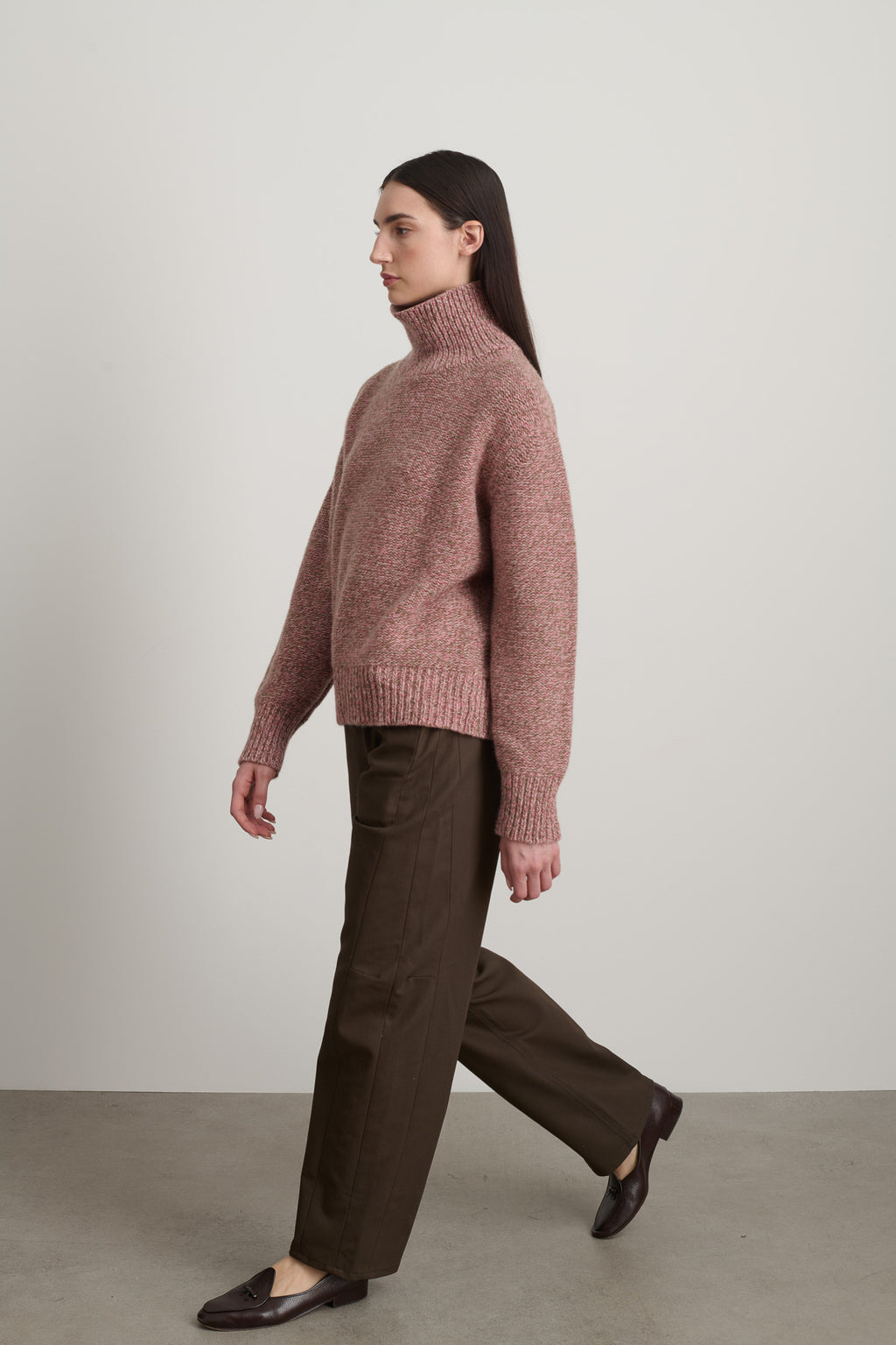 Indie Turtleneck Pink Drab Lambswool