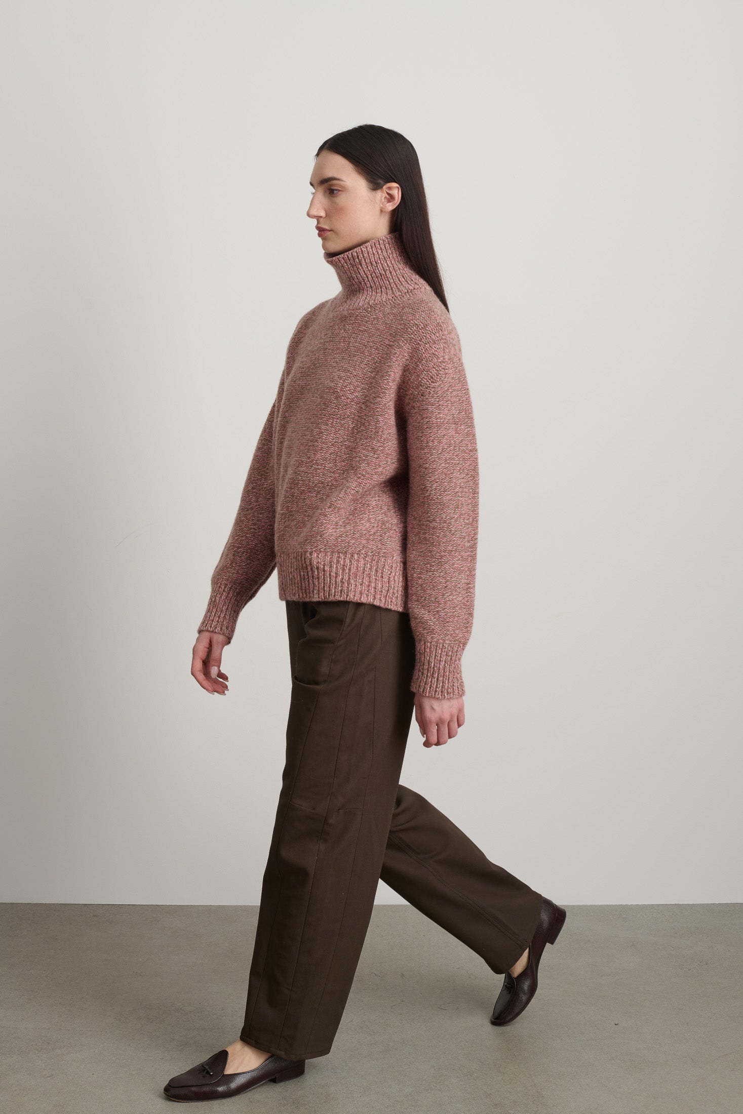 Indie Turtleneck Pink Drab Lambswool