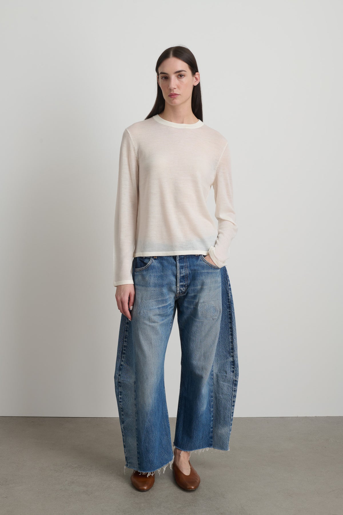 Classic Crewneck Pullover Oyster