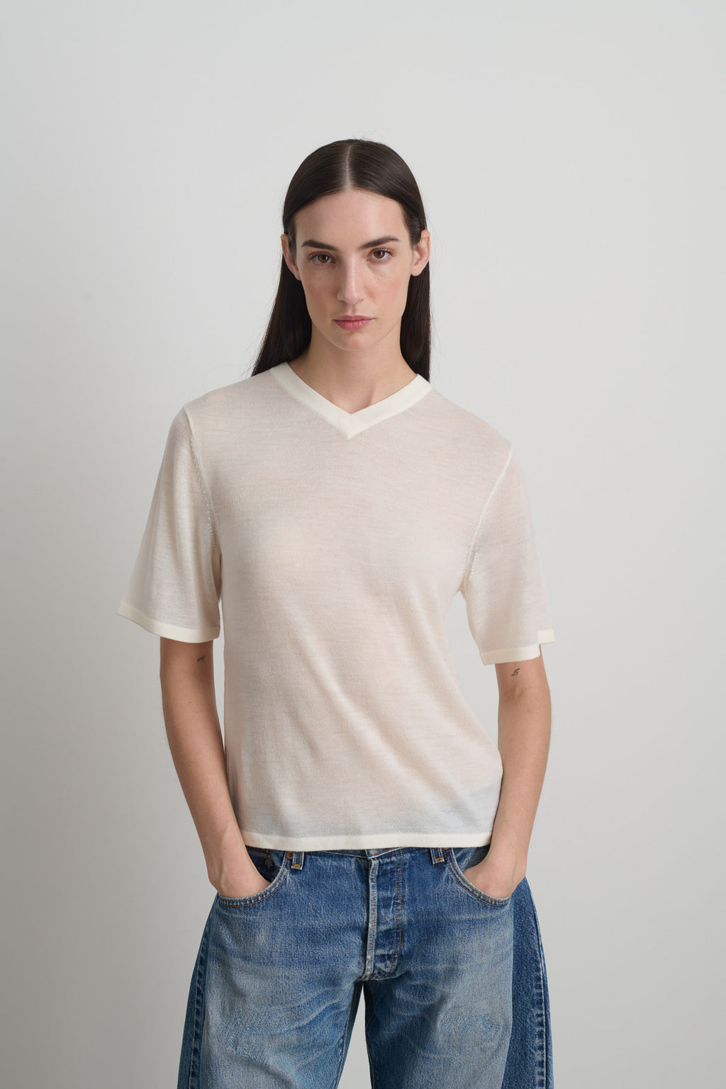 Short Sleeve V Neck Oyster