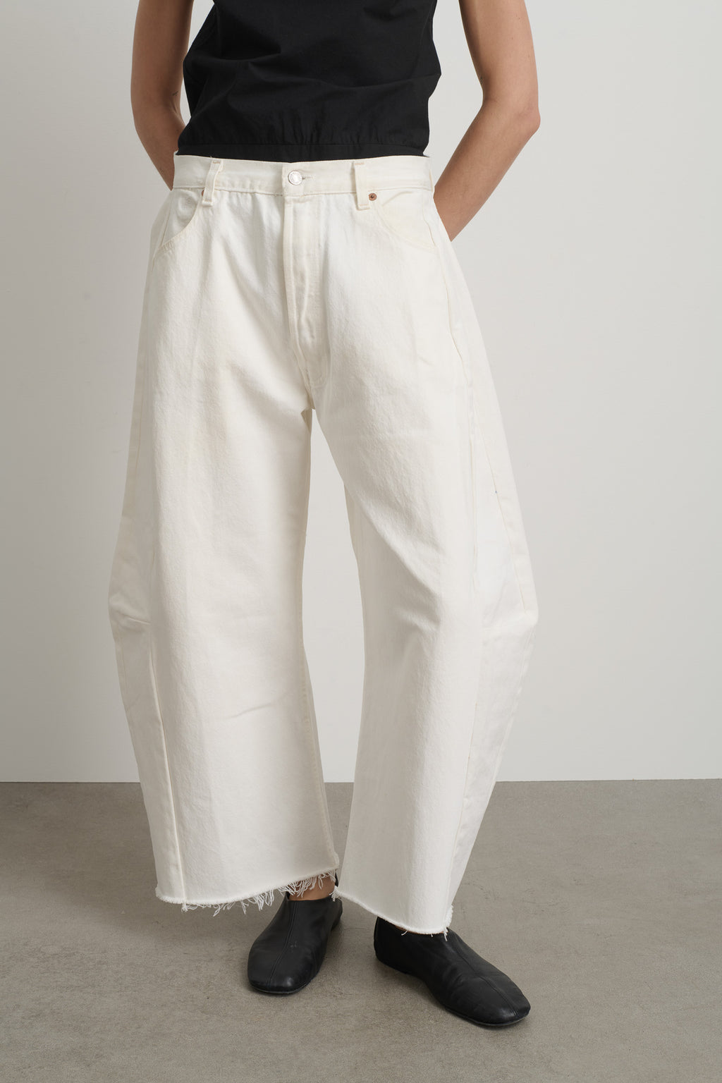 Vintage Lasso Jean Slouch Crop Vintage White