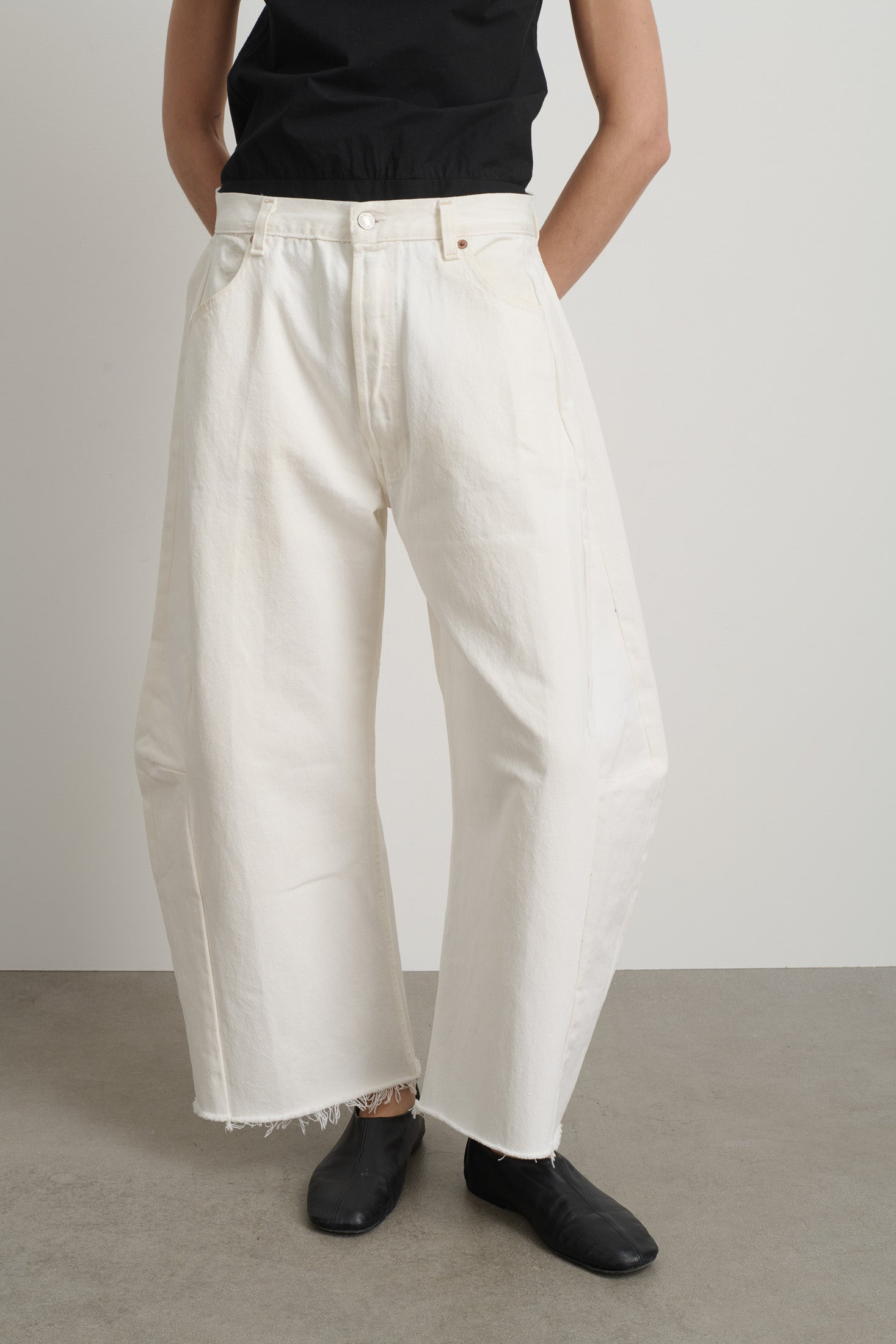 Vintage Lasso Jean Slouch Crop Vintage White