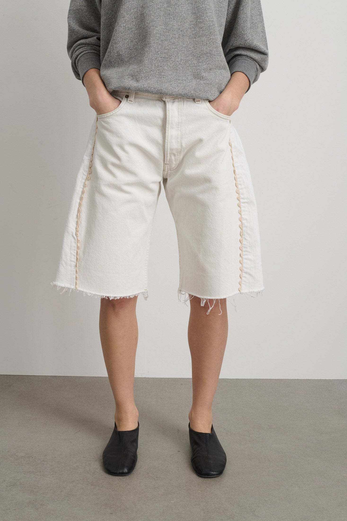 Vintage Lasso Jean Short Vintage White Hand Tatted Lace