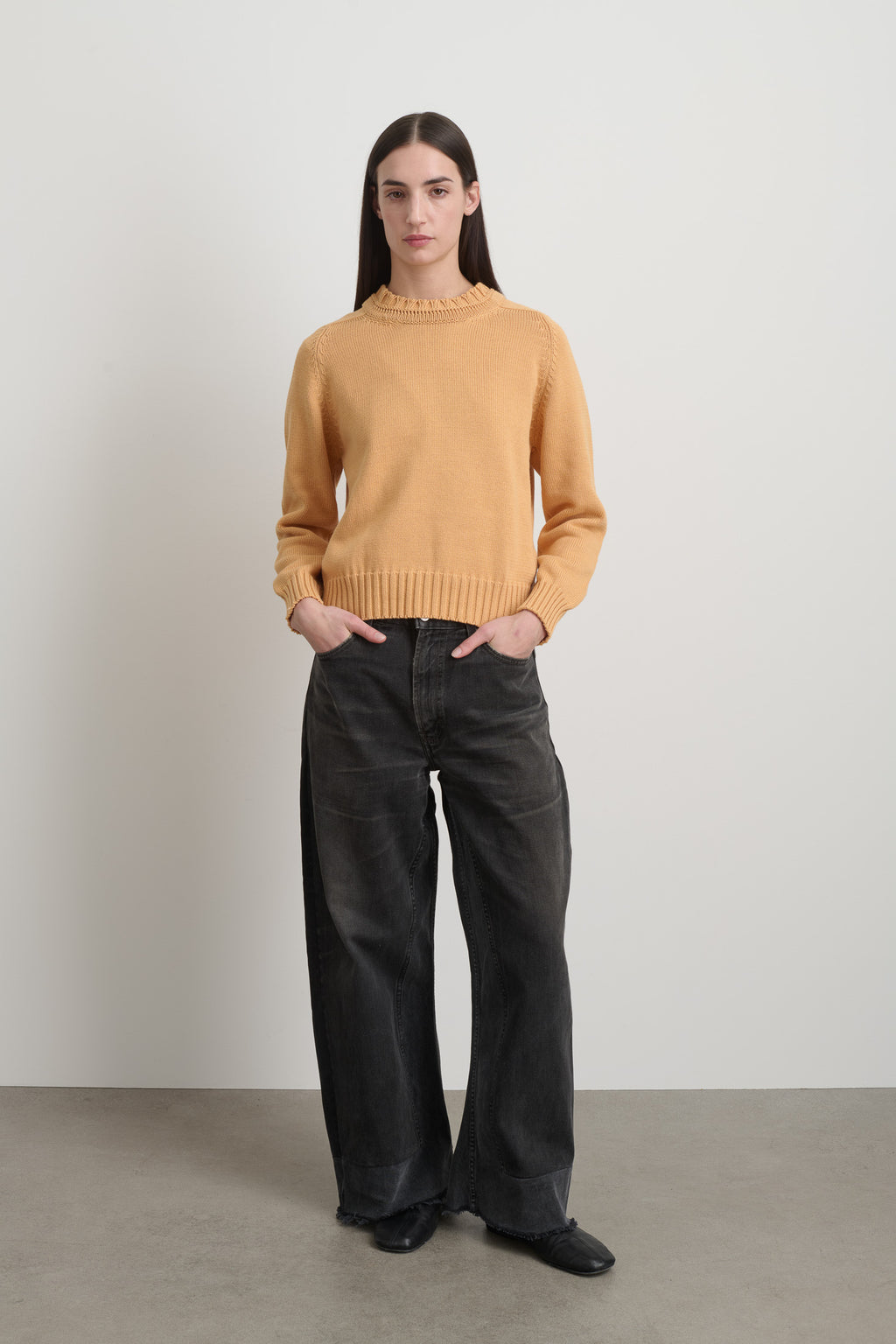 Basket Weave Crewneck Apricot