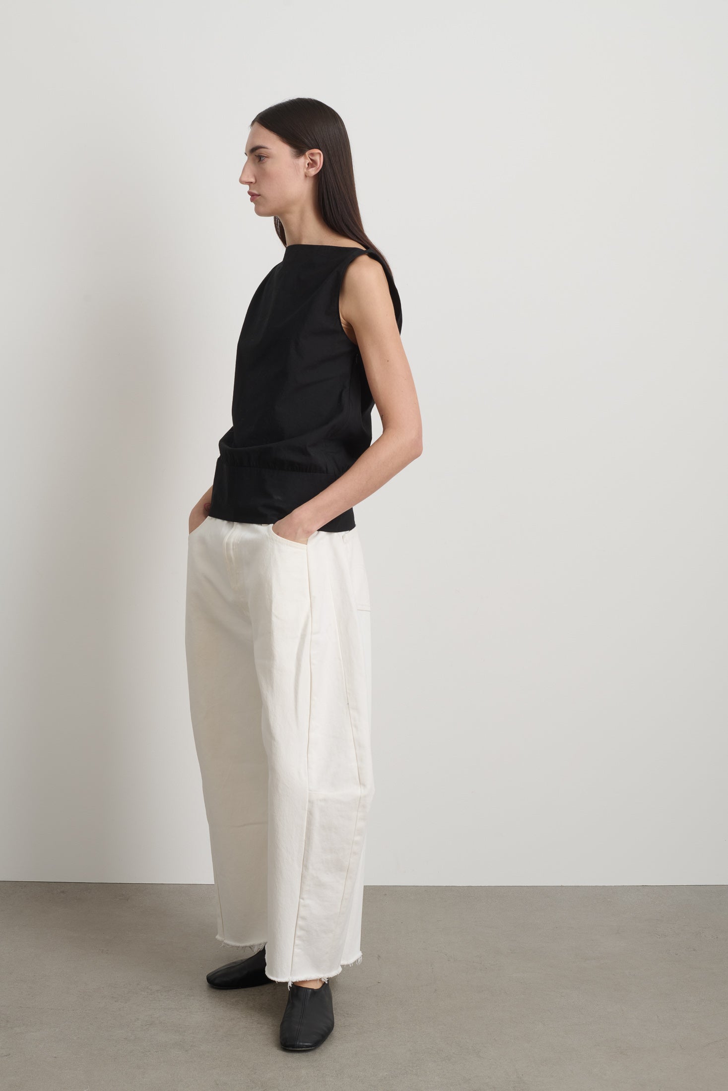 Shell Top Black