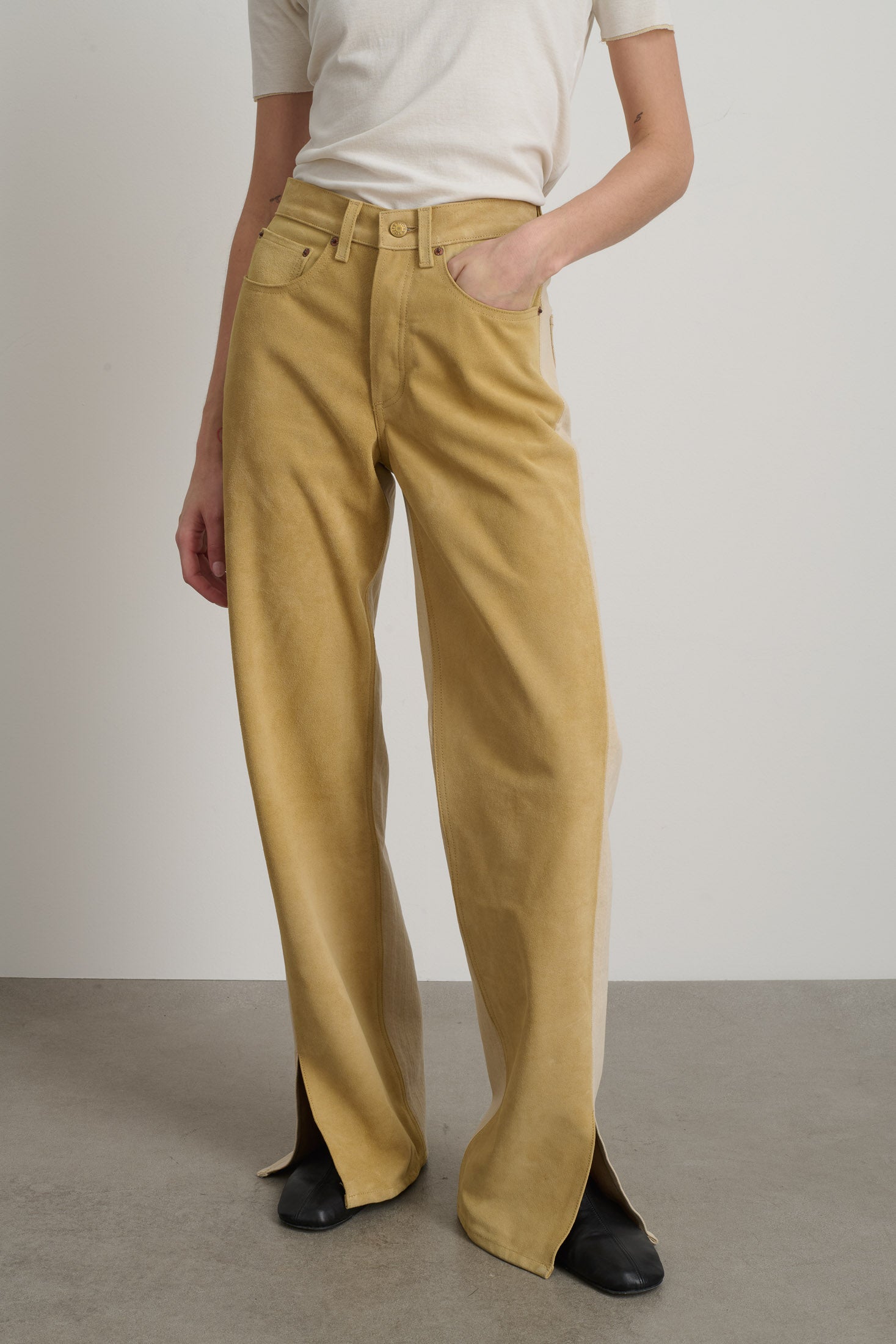 Charlot Split Hem Jean Palomino Suede/Khaki