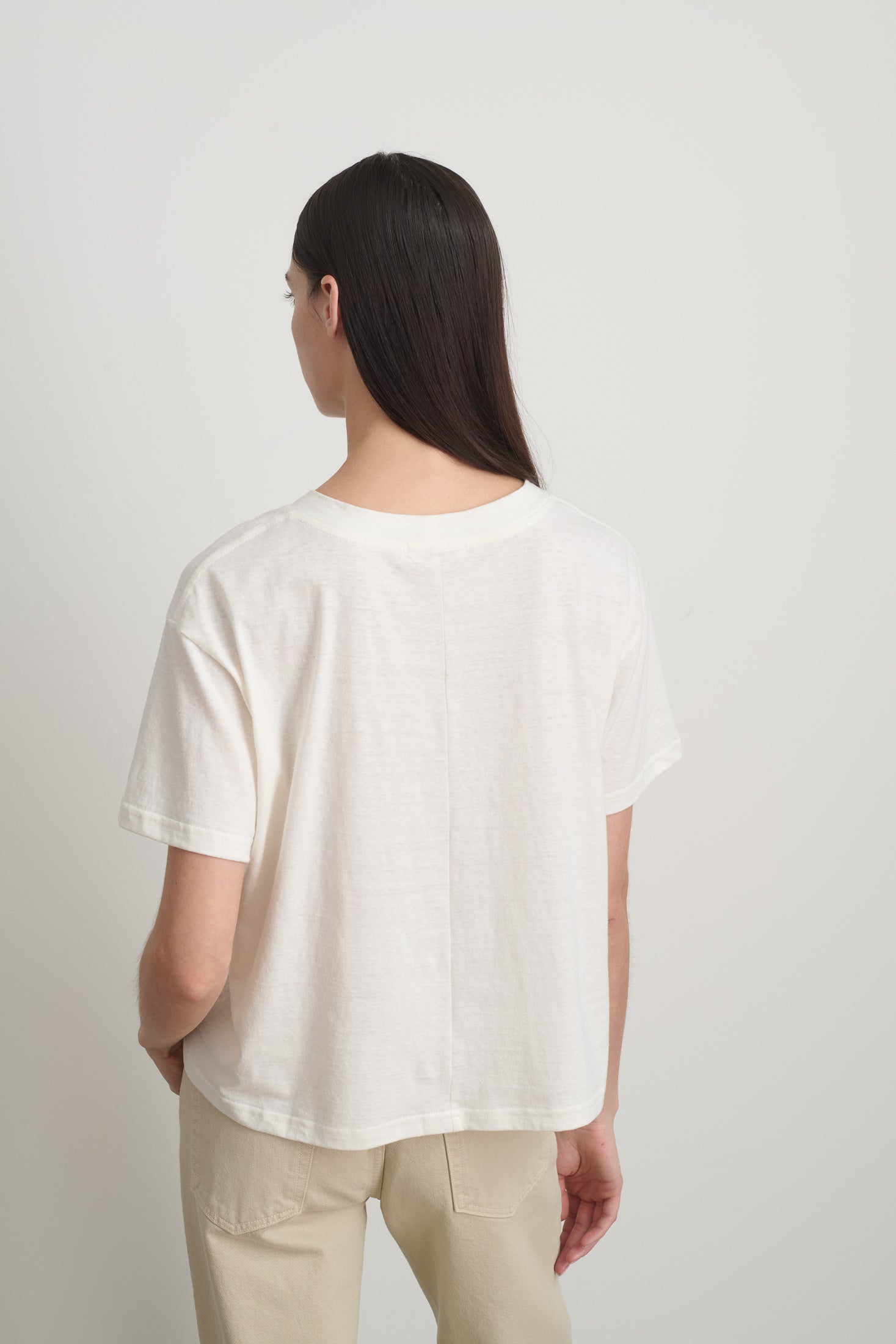 B Sides Atlas Pocket Tee White - Women | B SIDES – B Sides Jeans