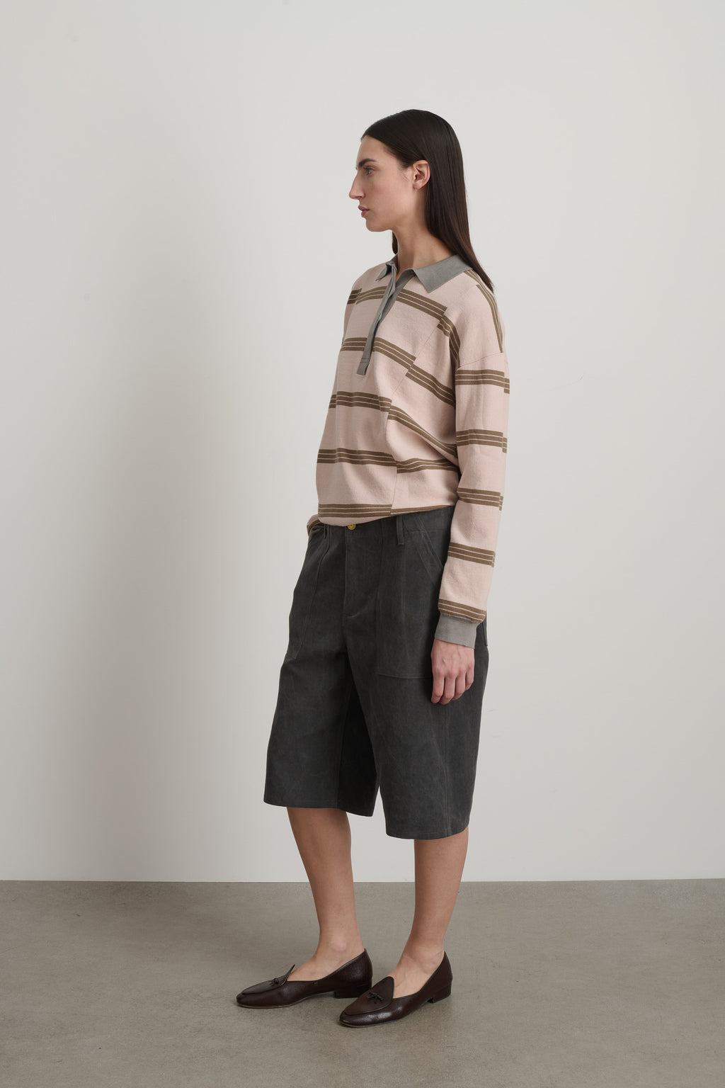 Roma Short Washed Black