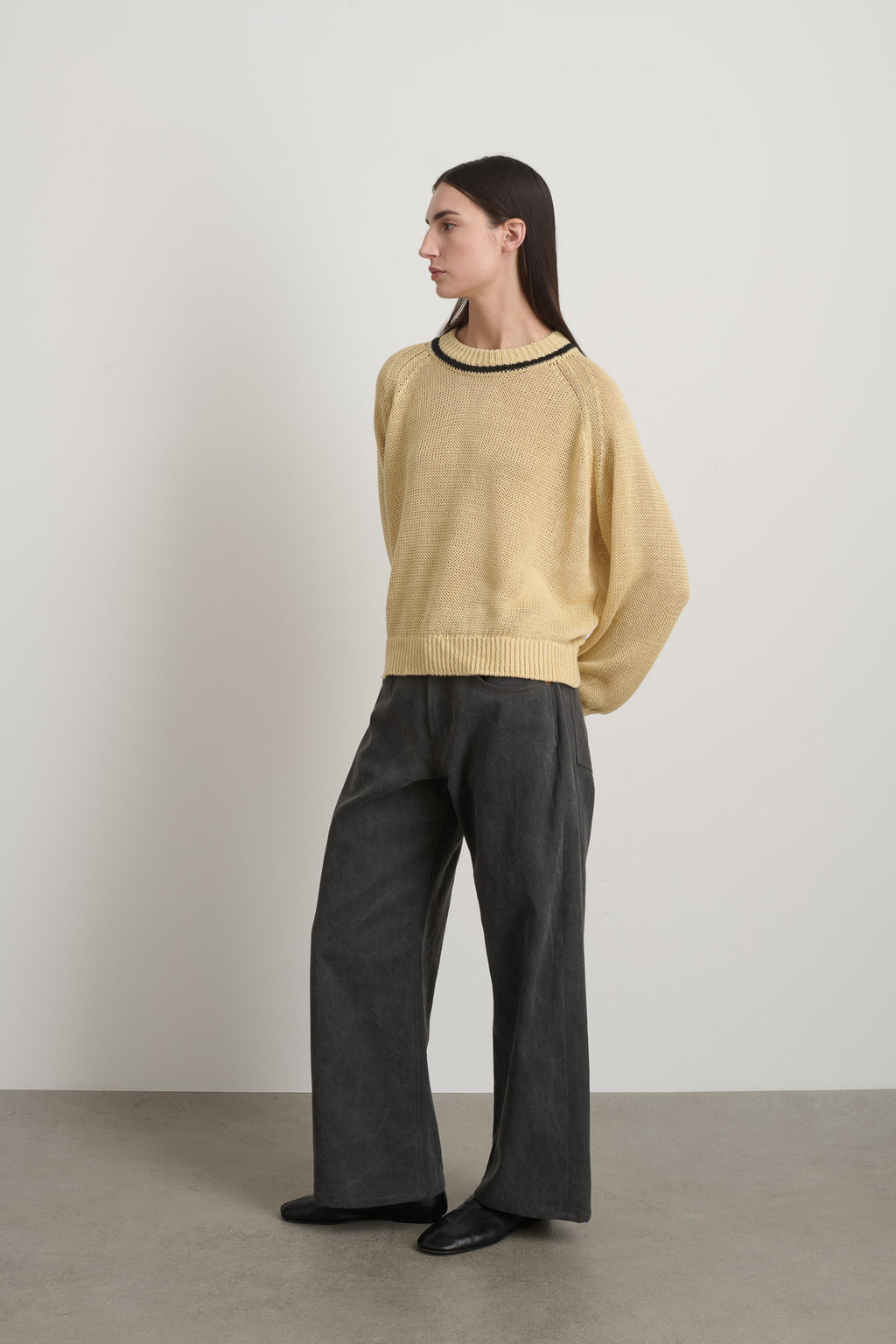 Lind Ringer Crewneck Wheat/Black Linen