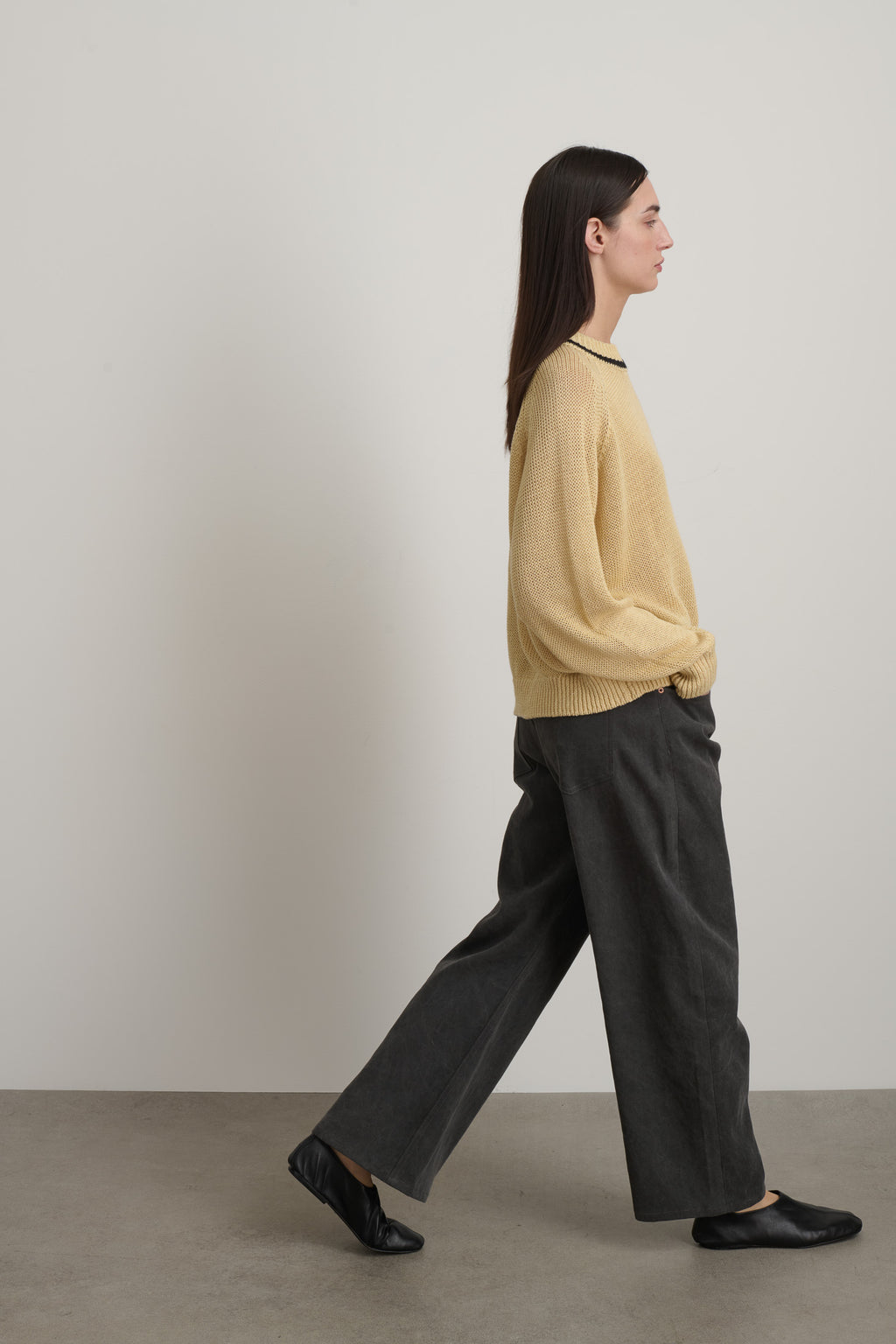 Lind Ringer Crewneck Wheat/Black Linen
