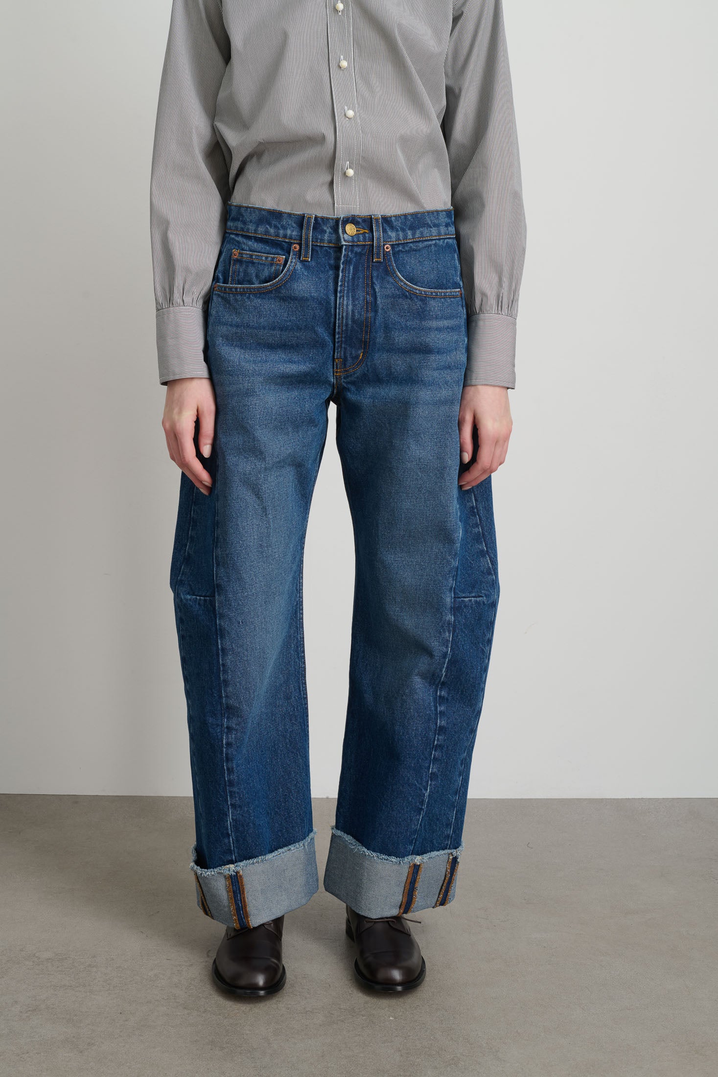 Relaxed Cuffed Lasso Jean Cate Wash