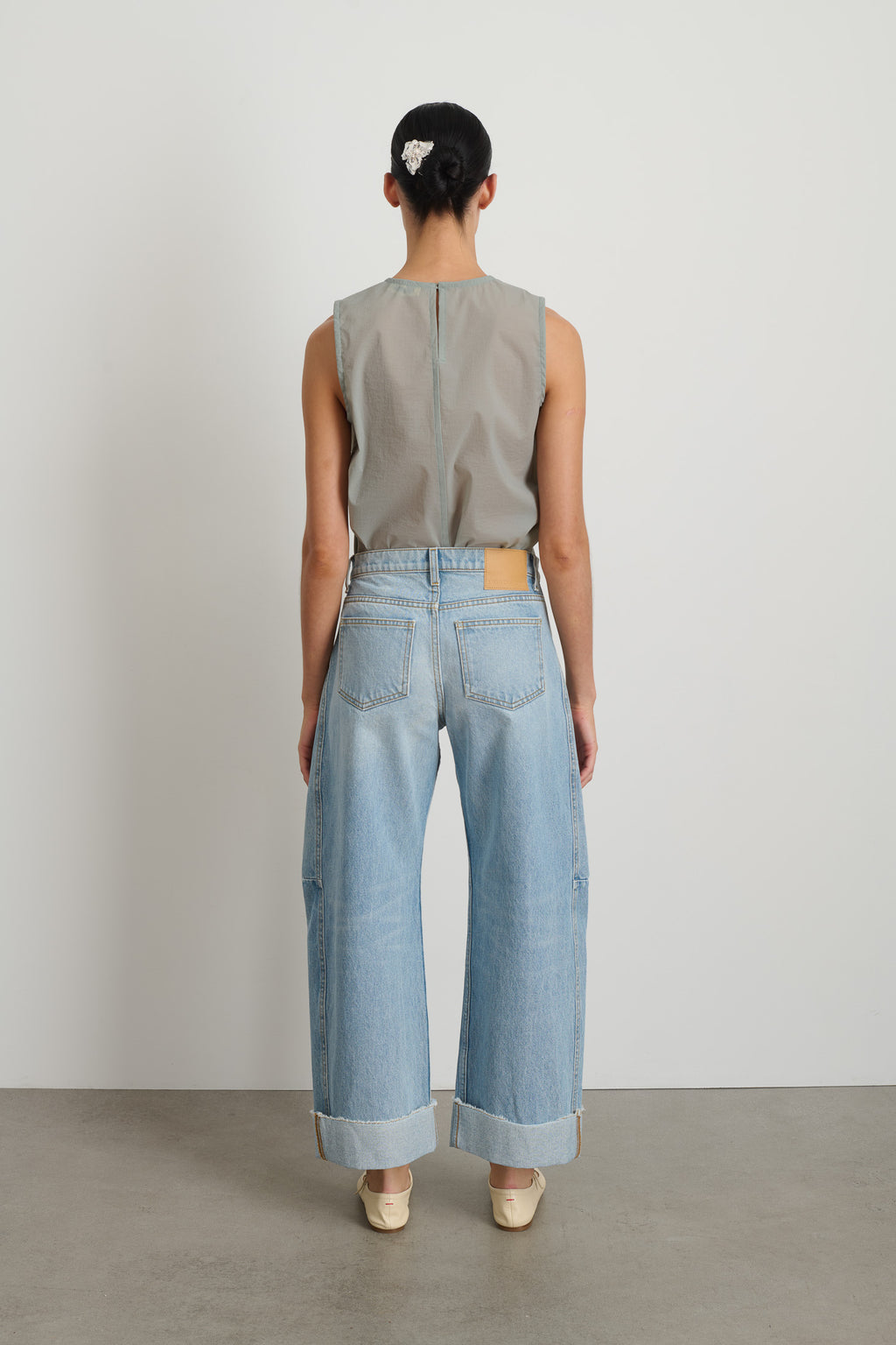 Relaxed Cuffed Lasso Jean Jac Wash