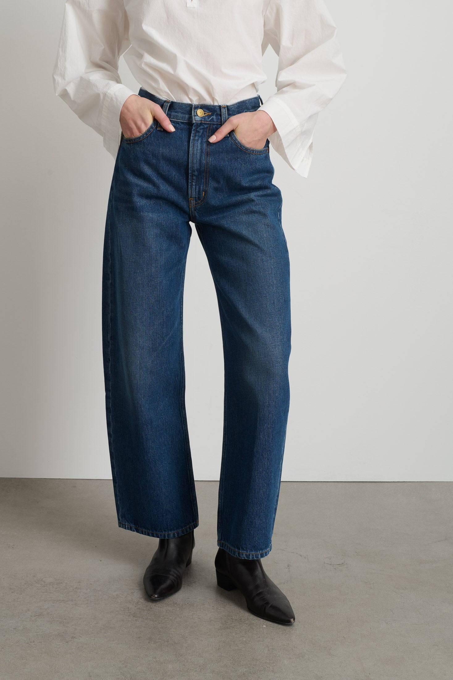 Leroy Mid Relaxed Bow Cate Wash - Women | B Sides Jeans