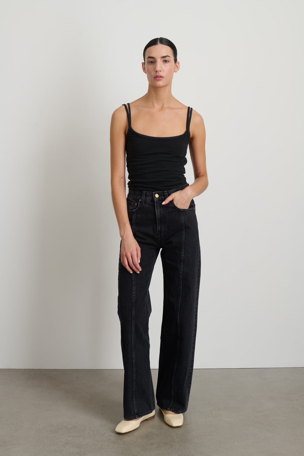 Quinn Jean Black Stone