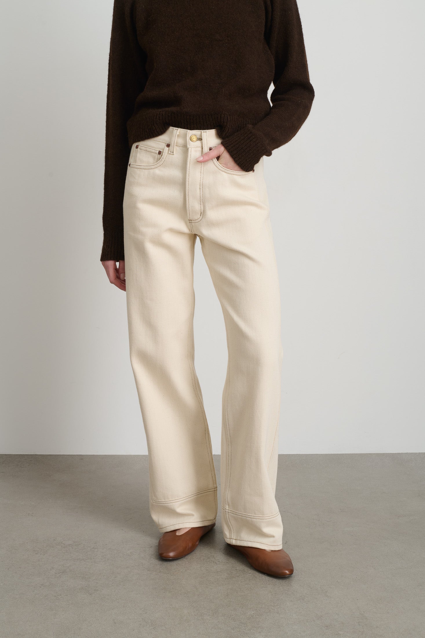 Charlot Jean Alabaster