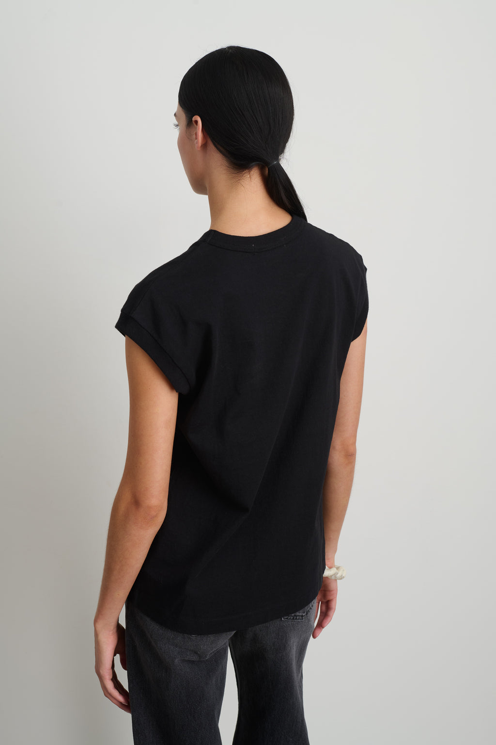 B Sides Pocket Tank Stil Black