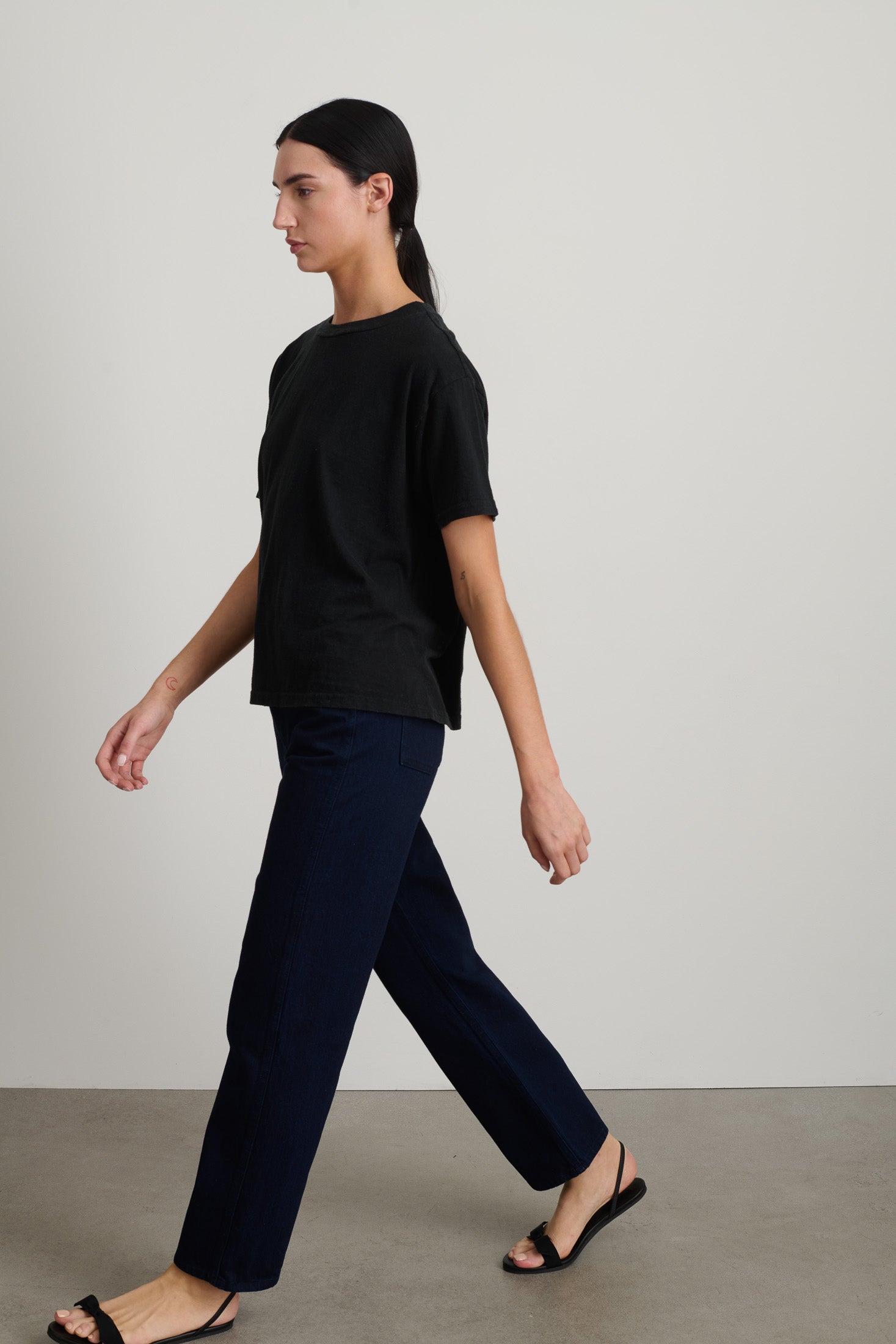 Atlas Tee Black