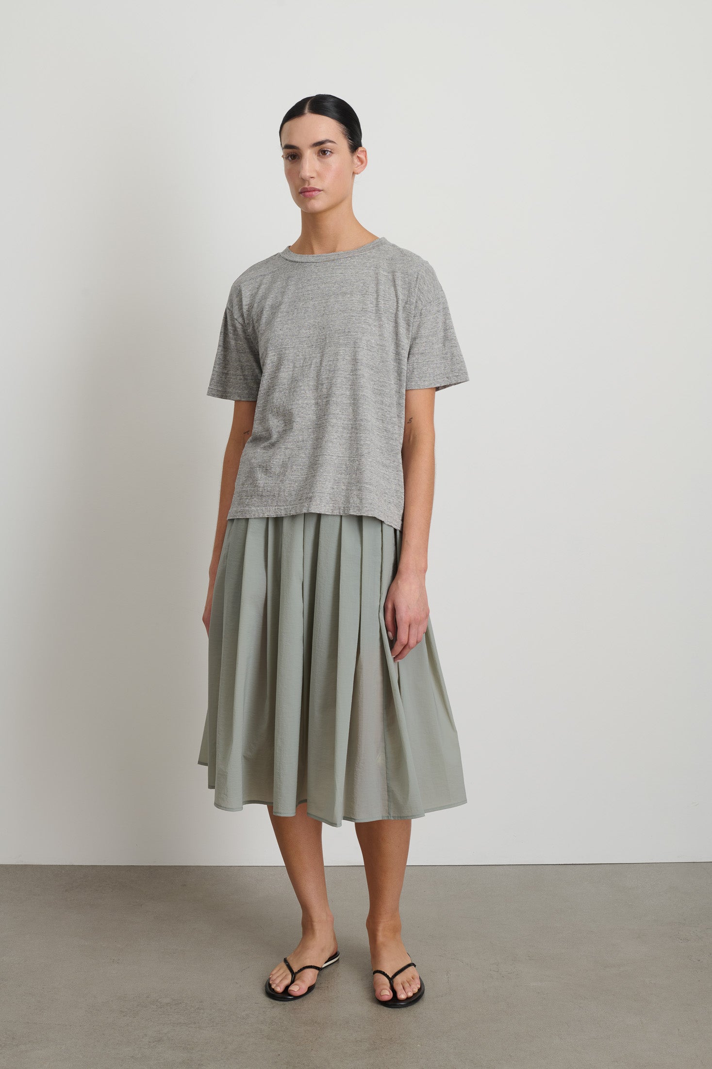 Atlas Tee Heather Grey