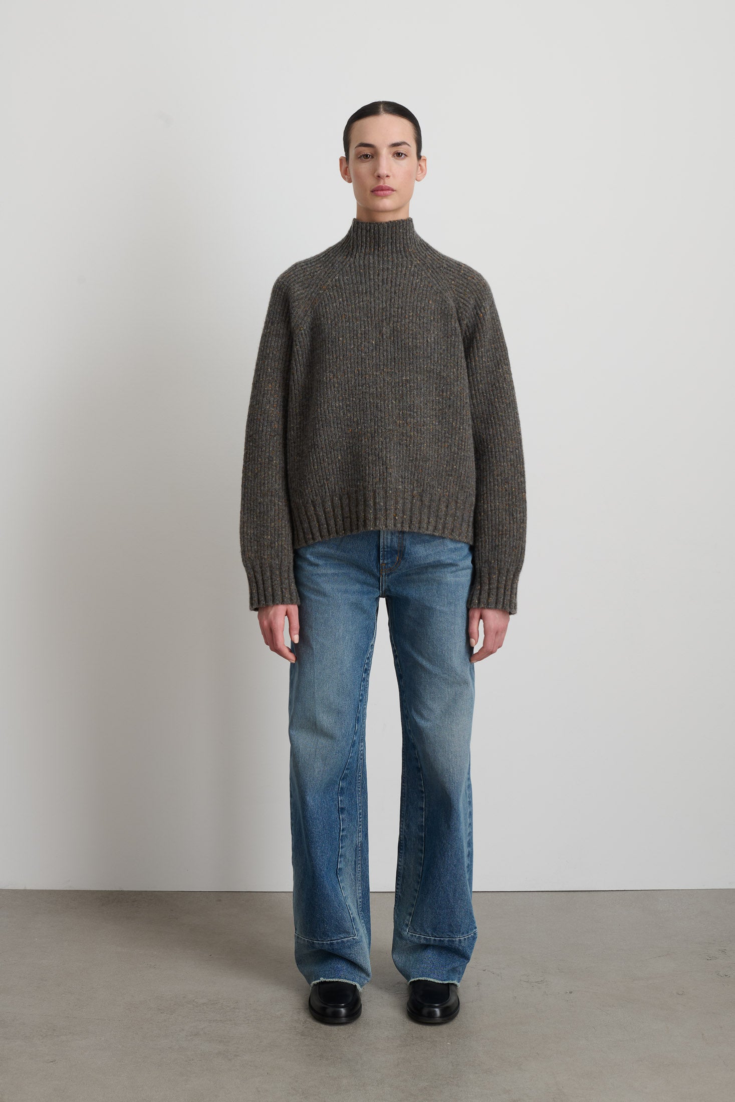 Funnel Neck Brown Donegal