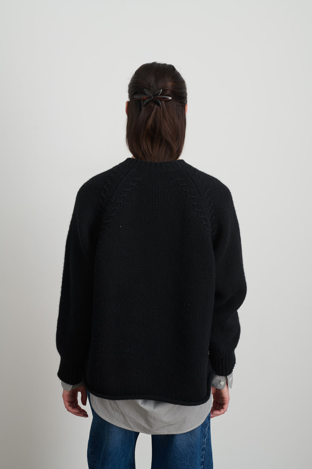 Braided Crew Black Cashmere