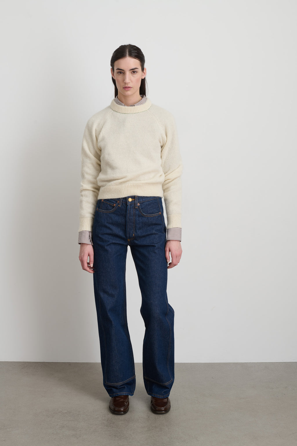 Mohair Sweatshirt Alabaster with Kelly Embroidery
