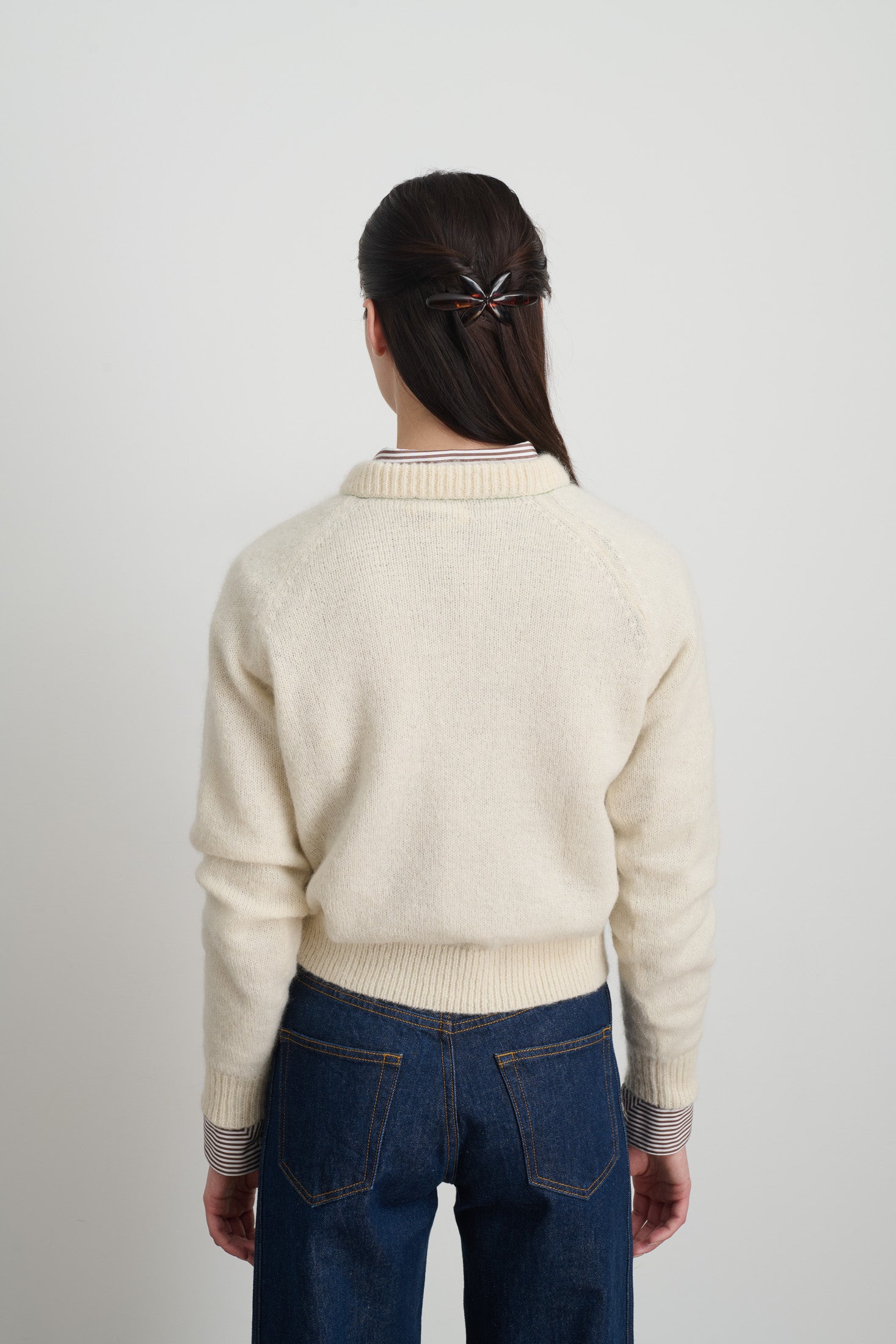 Mohair Sweatshirt Alabaster with Kelly Embroidery