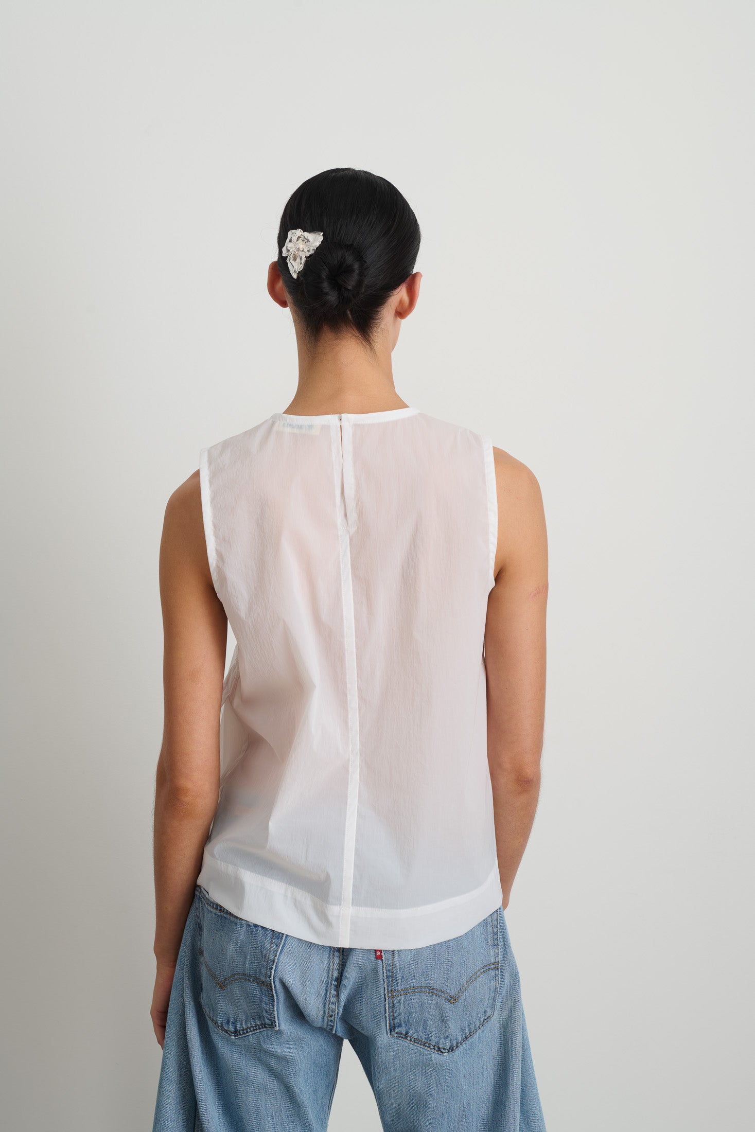 Fiona Shell Tile White